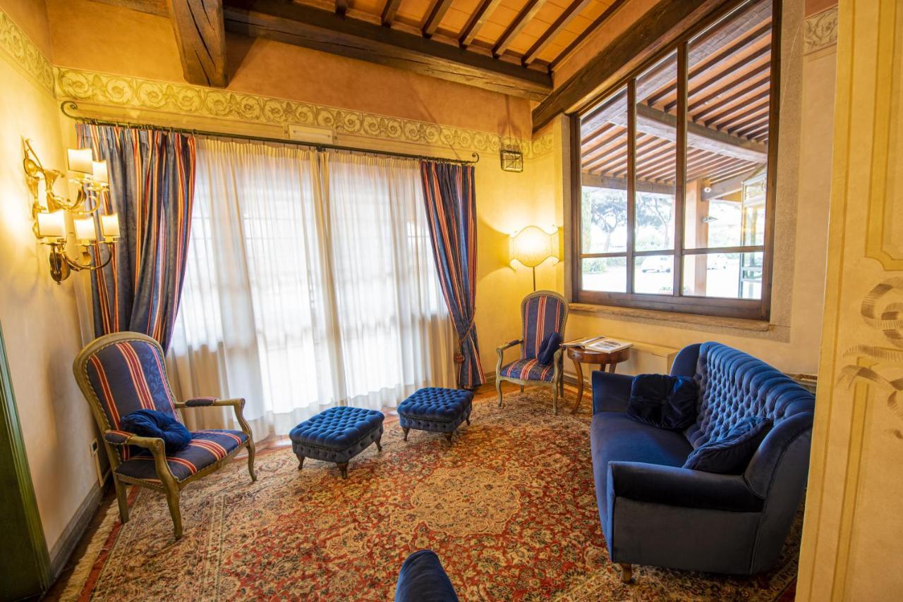Hotel Boccaccio Calcinaia Bagian luar foto