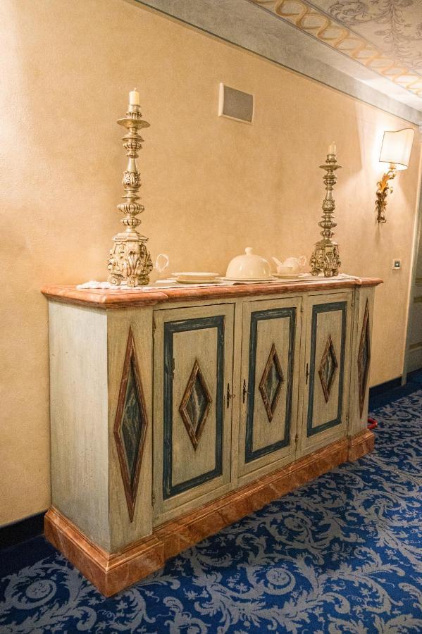 Hotel Boccaccio Calcinaia Bagian luar foto