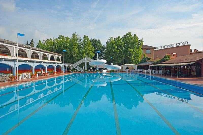 Hotel Boccaccio Calcinaia Bagian luar foto