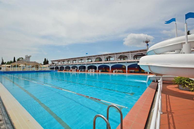Hotel Boccaccio Calcinaia Bagian luar foto