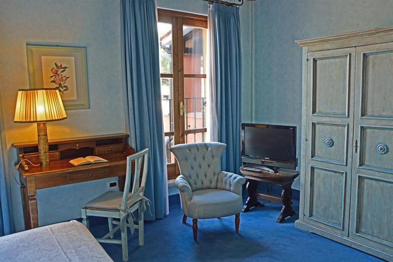 Hotel Boccaccio Calcinaia Bagian luar foto