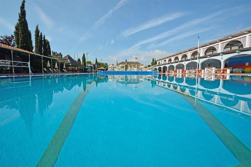 Hotel Boccaccio Calcinaia Bagian luar foto