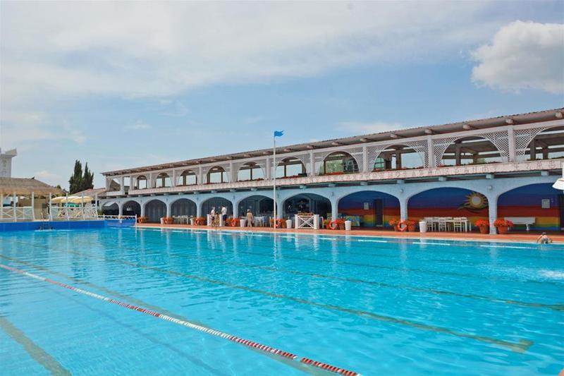 Hotel Boccaccio Calcinaia Bagian luar foto