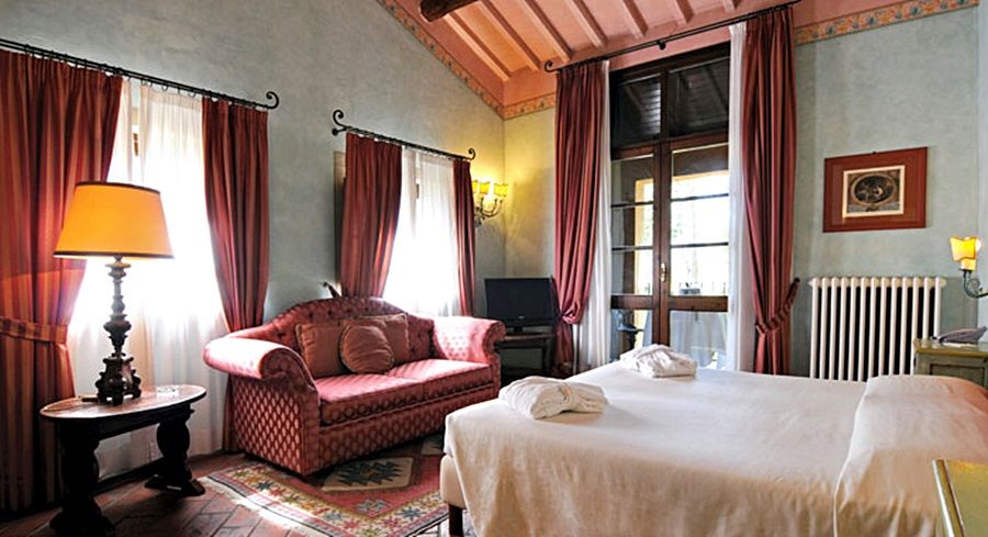 Hotel Boccaccio Calcinaia Bagian luar foto