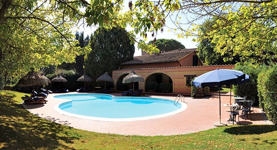 Hotel Boccaccio Calcinaia Bagian luar foto
