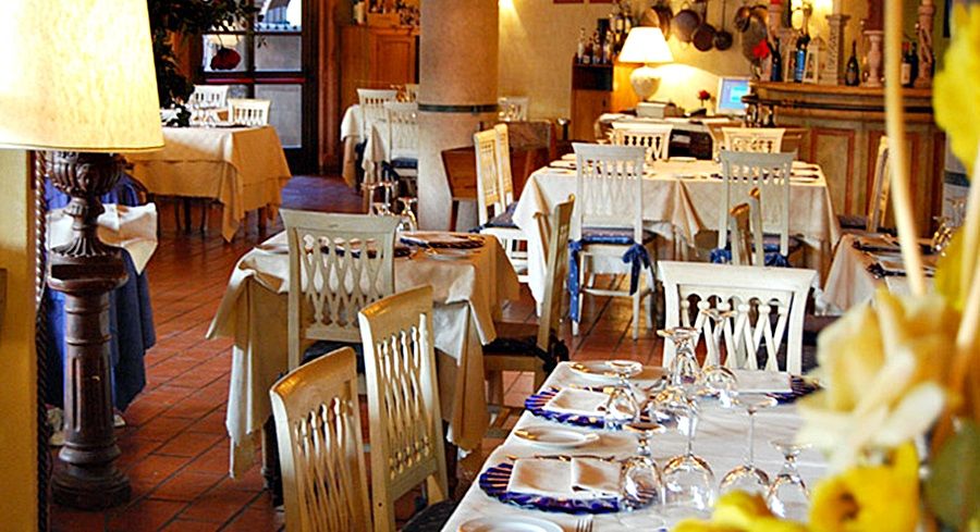 Hotel Boccaccio Calcinaia Bagian luar foto