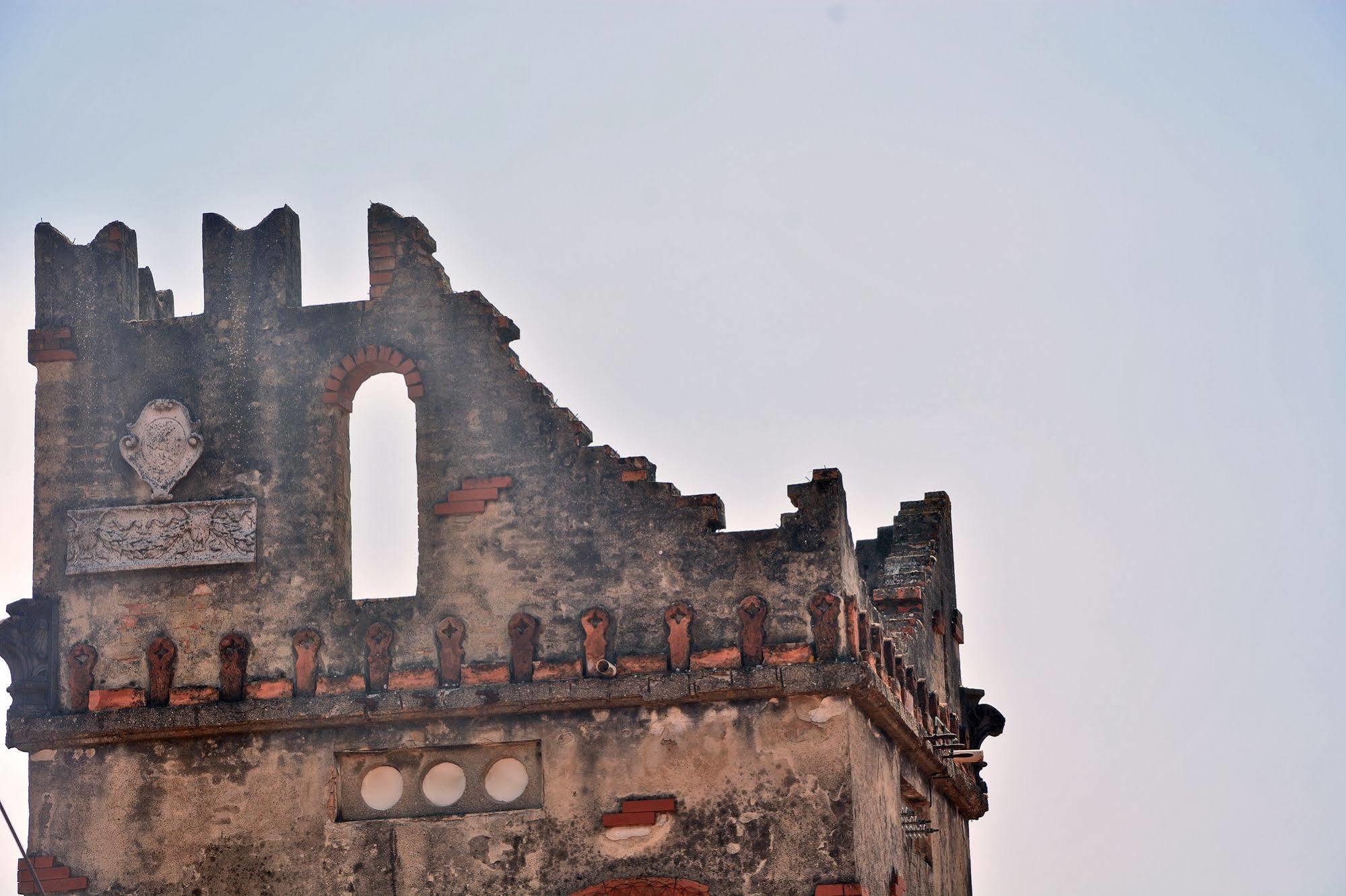 Hotel Boccaccio Calcinaia Bagian luar foto